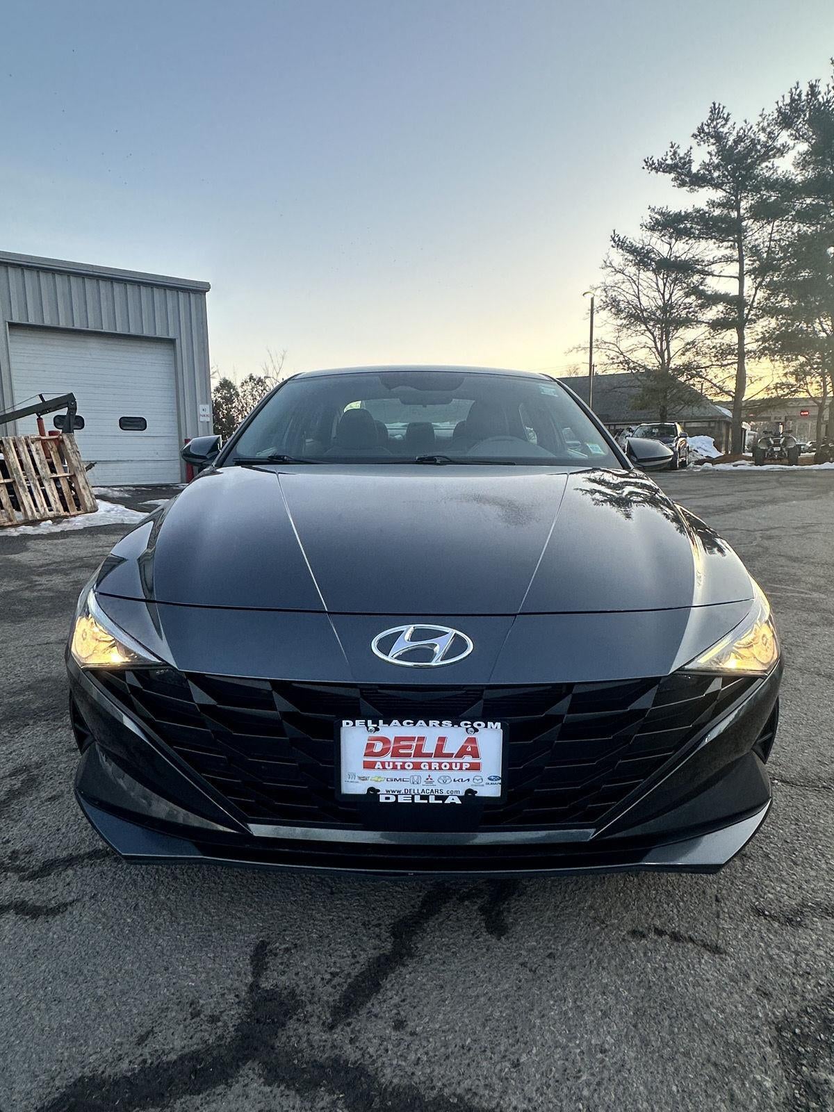 2022 Hyundai Elantra SEL