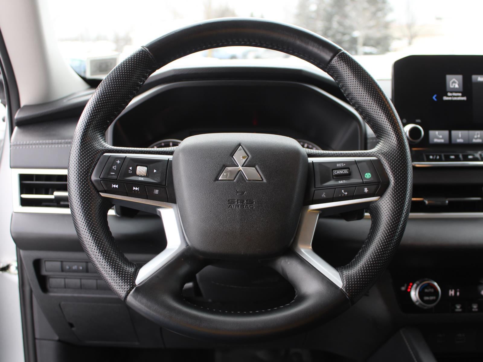 2024 Mitsubishi Outlander SE Black Edition