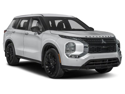 2024 Mitsubishi Outlander SE Black Edition w/Pano Roof