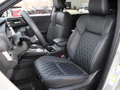 2024 Mitsubishi Outlander SEL