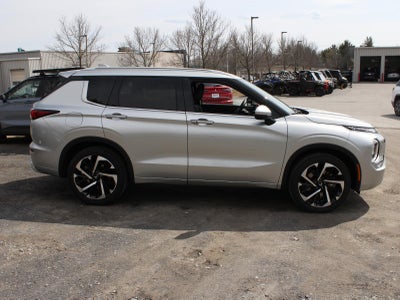 2024 Mitsubishi Outlander SEL