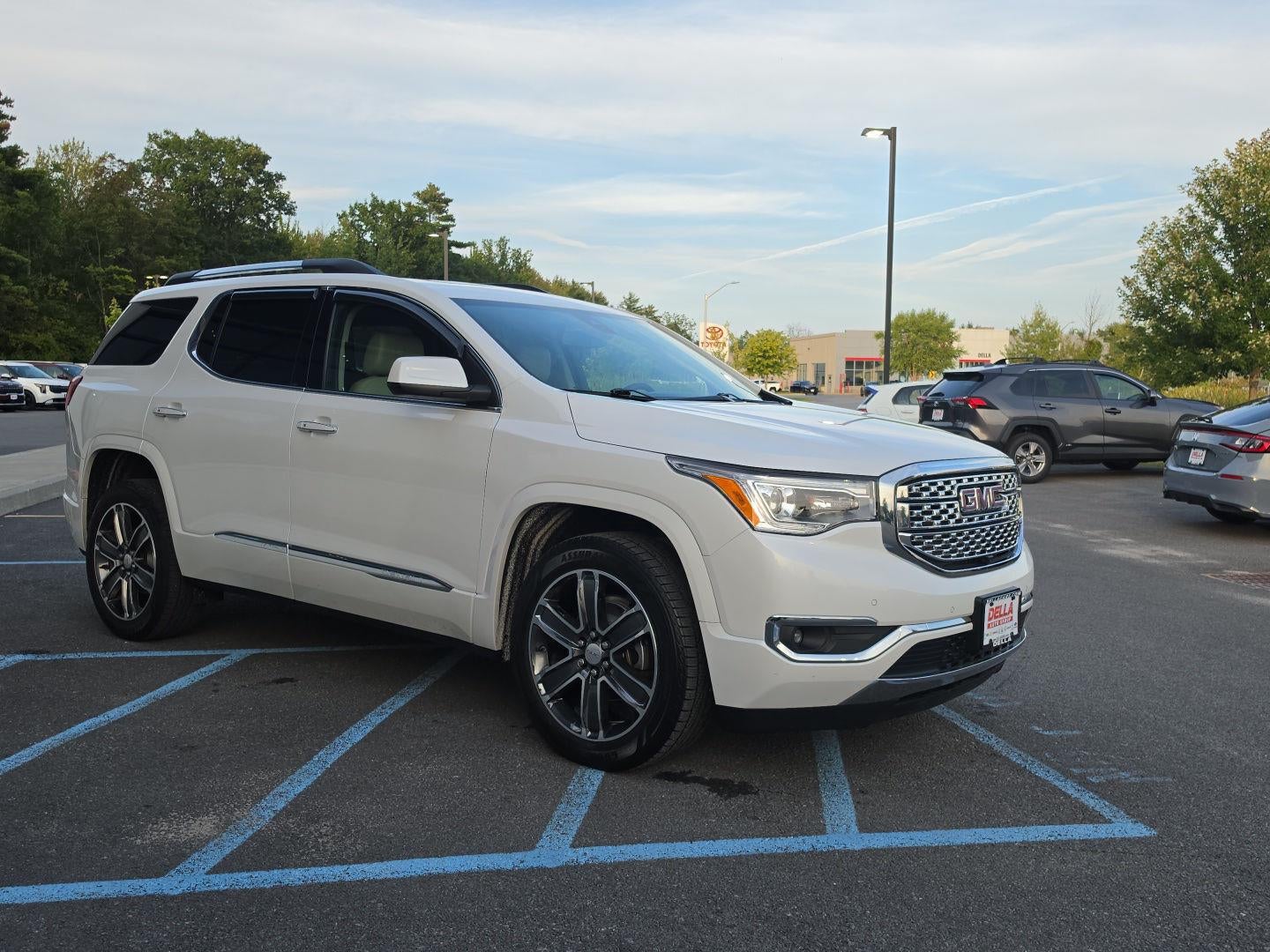 2019 GMC Acadia Denali