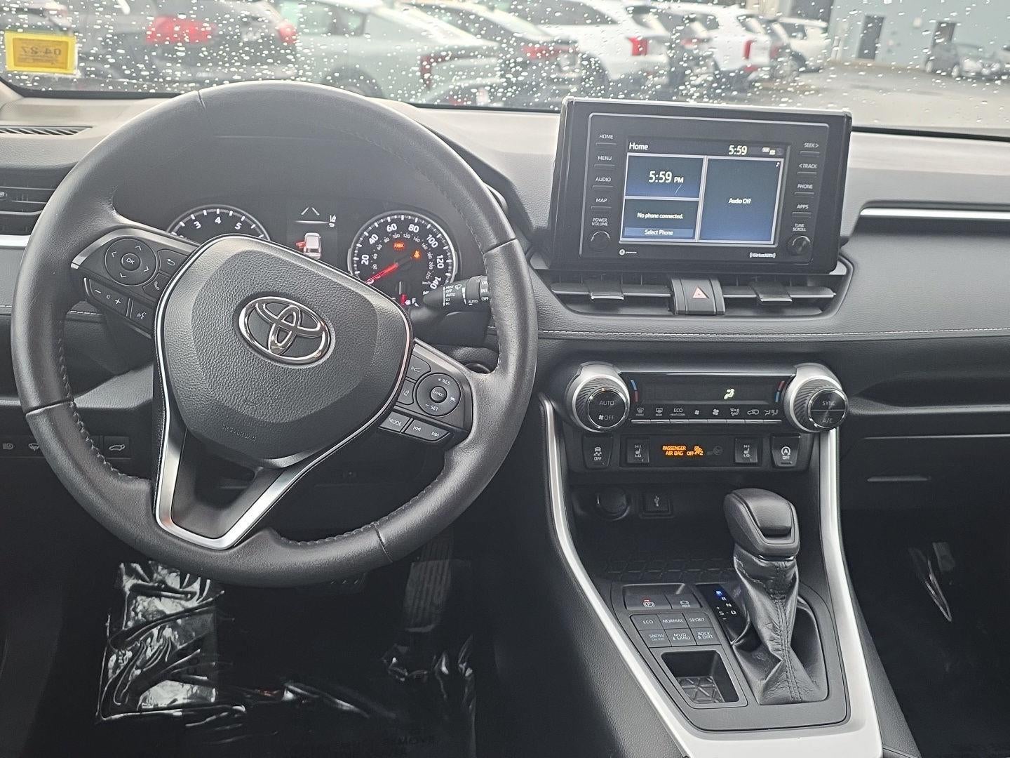 2020 Toyota RAV4 XLE