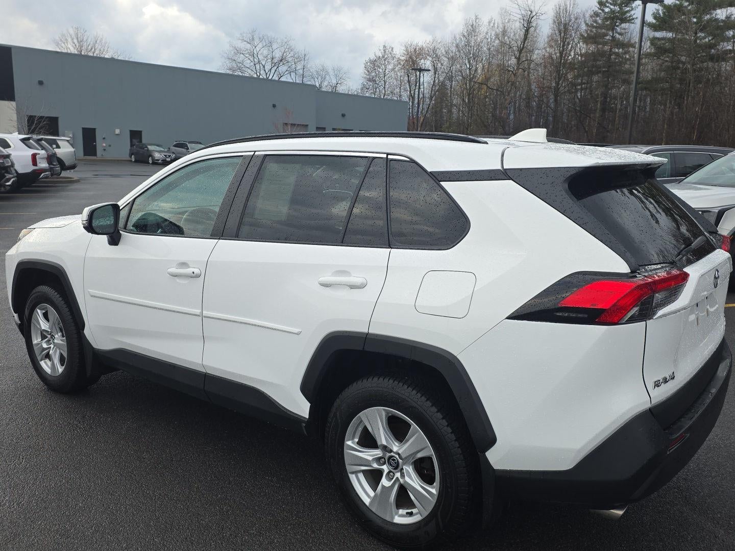 2020 Toyota RAV4 XLE