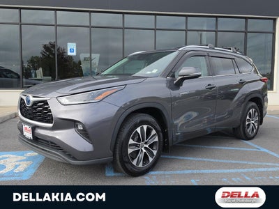 2021 Toyota Highlander Hybrid XLE