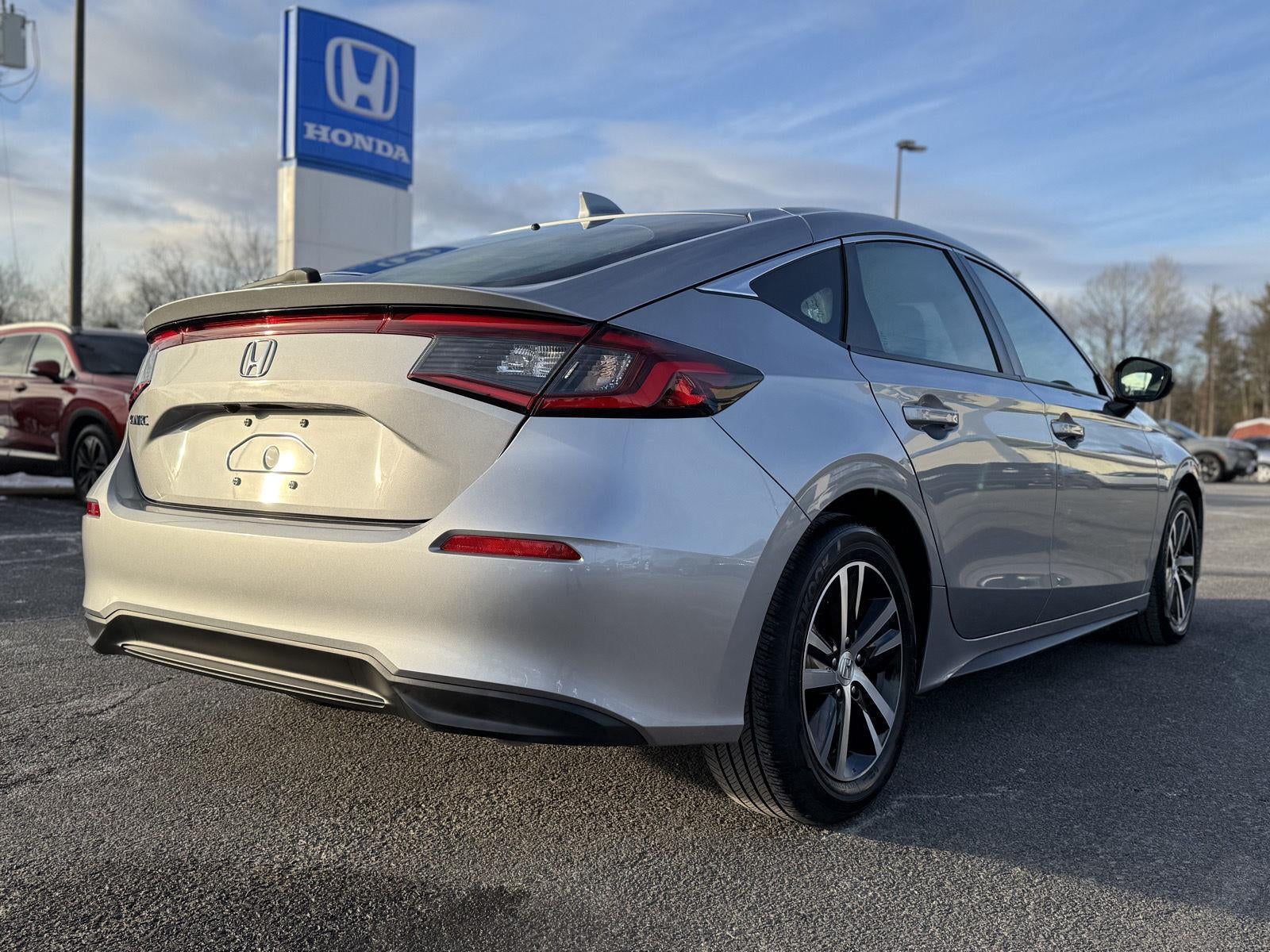 2023 Honda Civic Hatchback LX