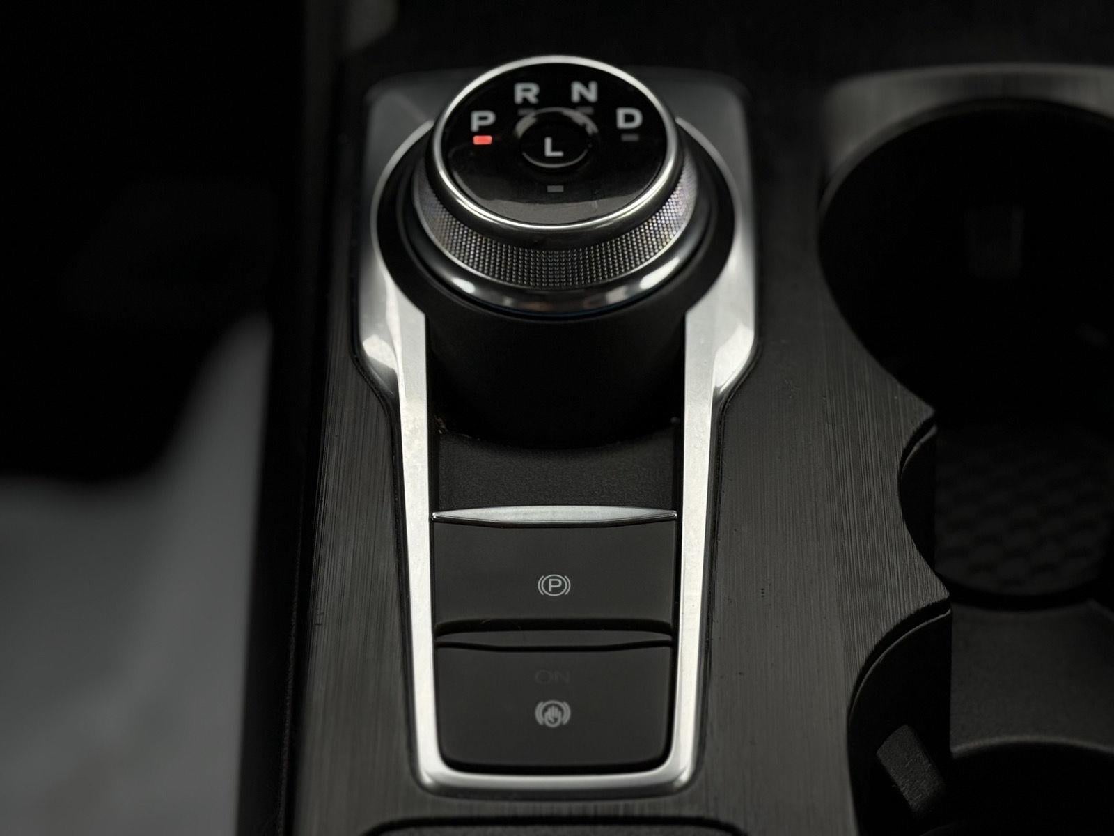 2024 Ford Escape ST-Line Select