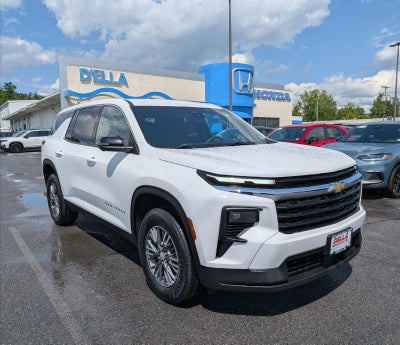 2024 Chevrolet Traverse AWD LS