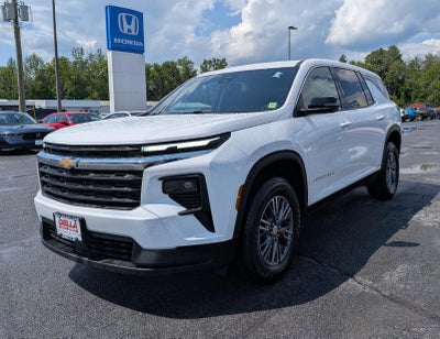 2024 Chevrolet Traverse AWD LS