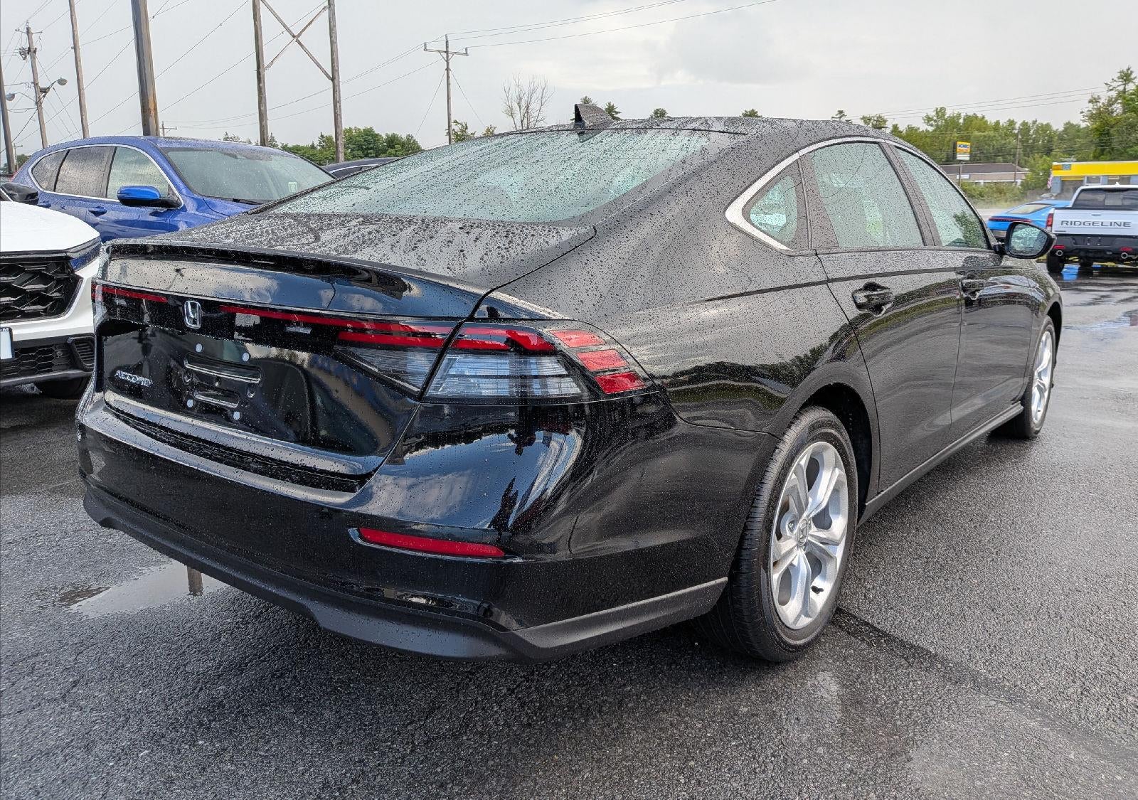 2024 Honda Accord LX - Photo 8