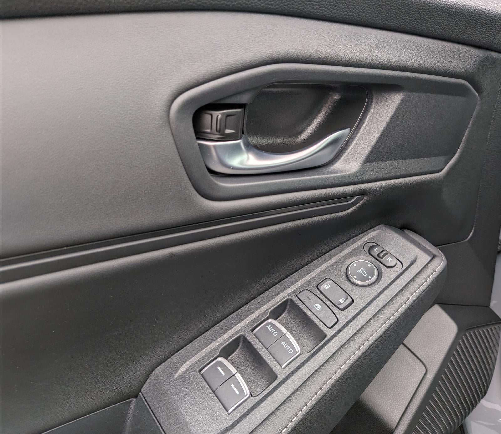 2025 Honda Accord Hybrid Sport - Photo 15