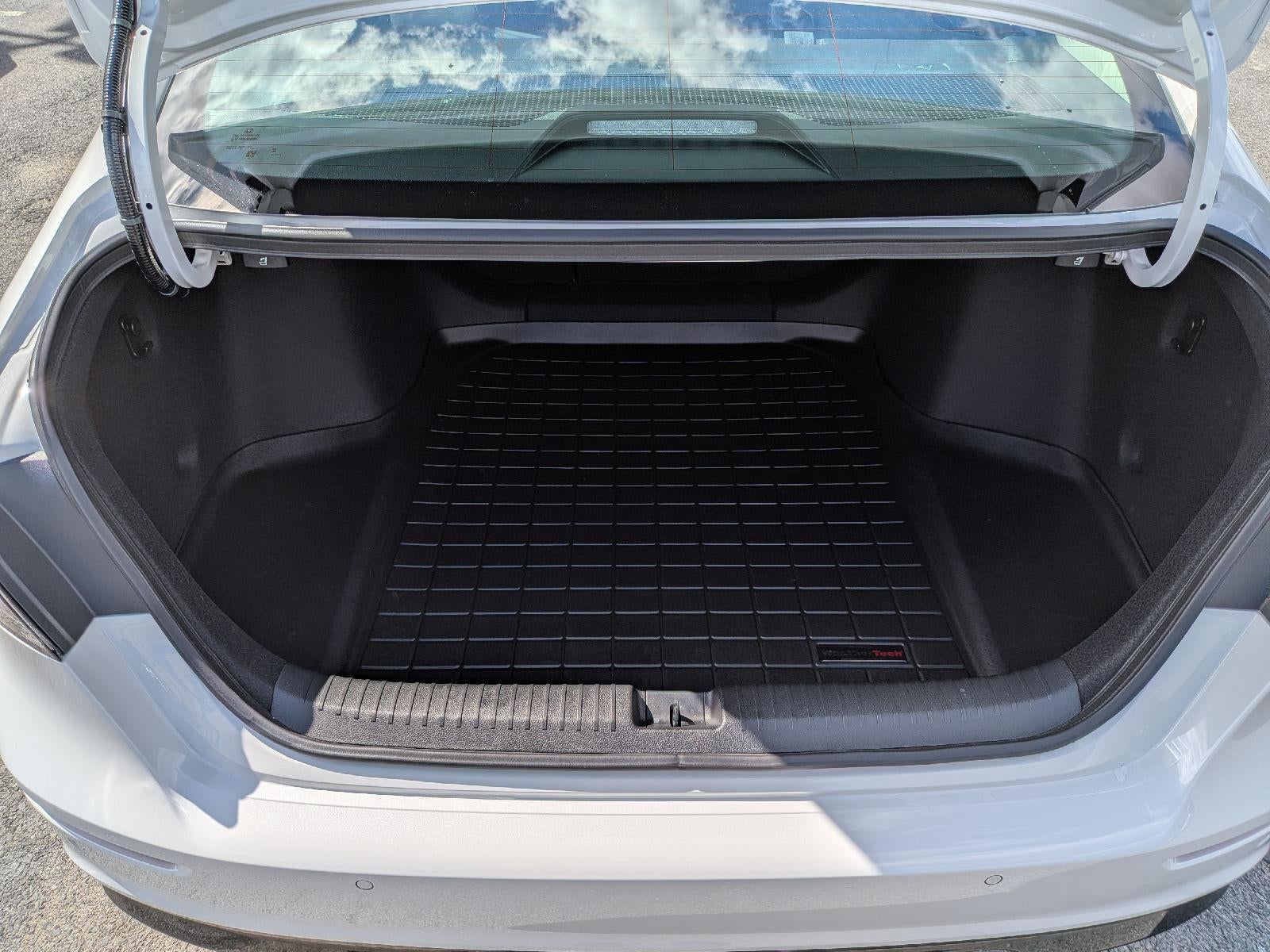2025 Honda Accord Hybrid EX-L - Photo 11
