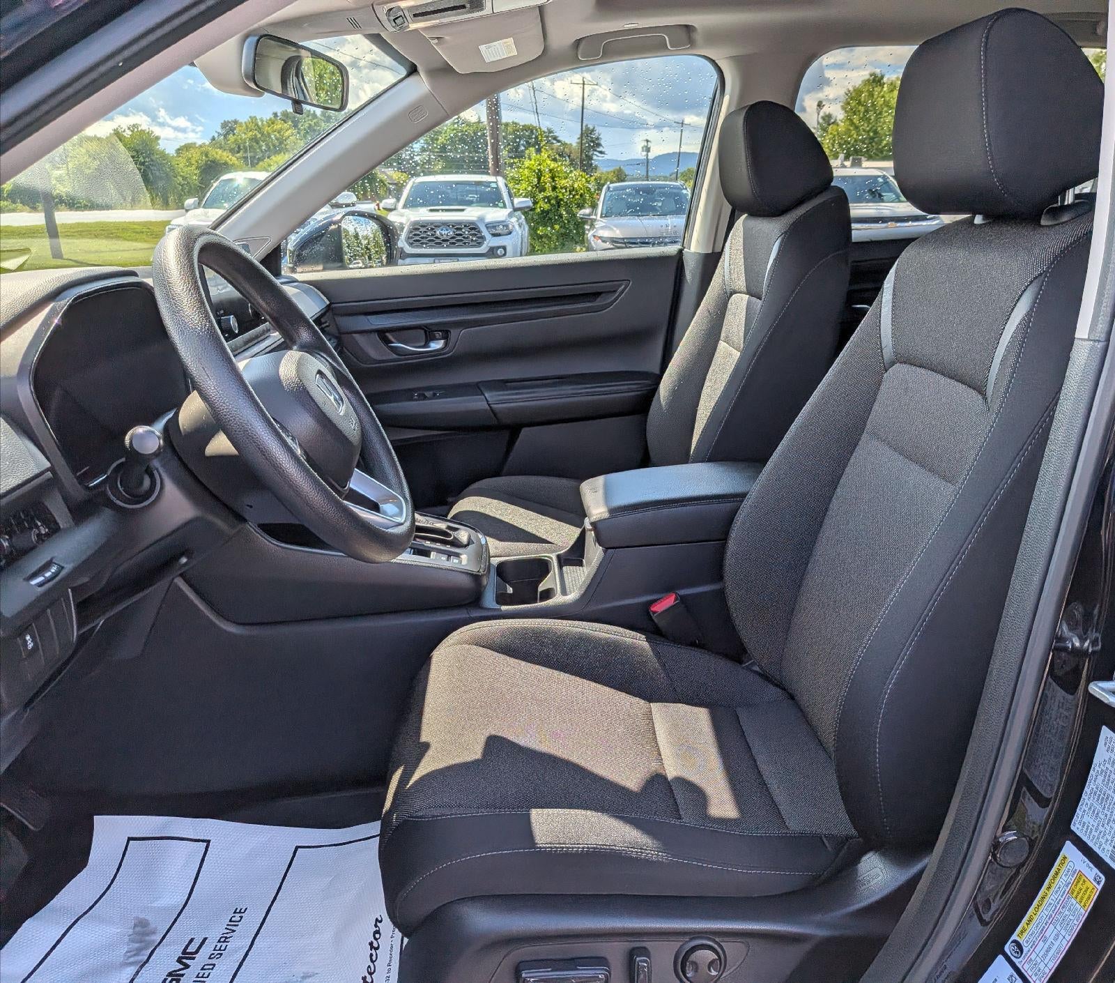 2025 Honda CR-V EX - Photo 13