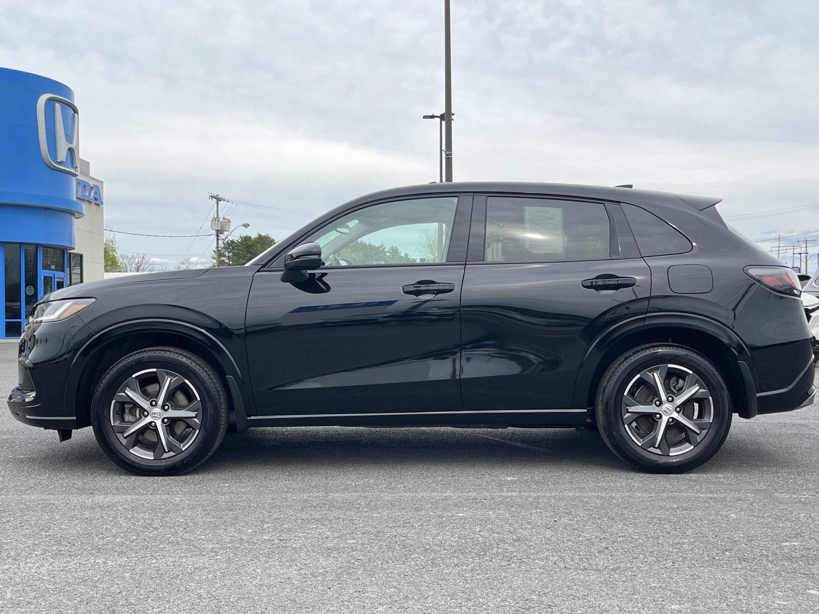 2024 Honda HR-V EX-L - Photo 10