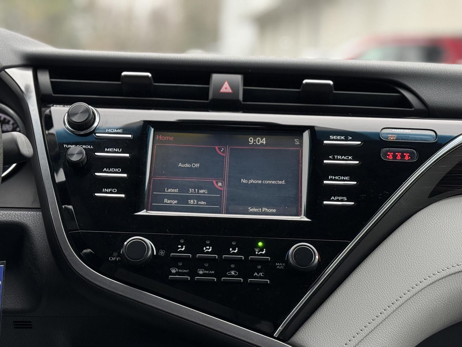 2018 Toyota Camry SE