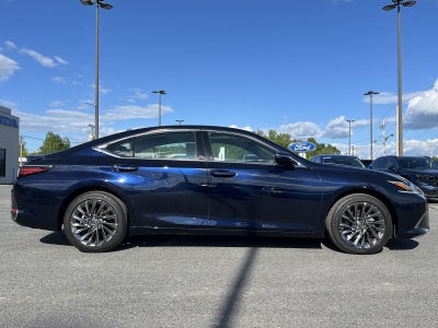 2025 Lexus ES ES 300h Luxury