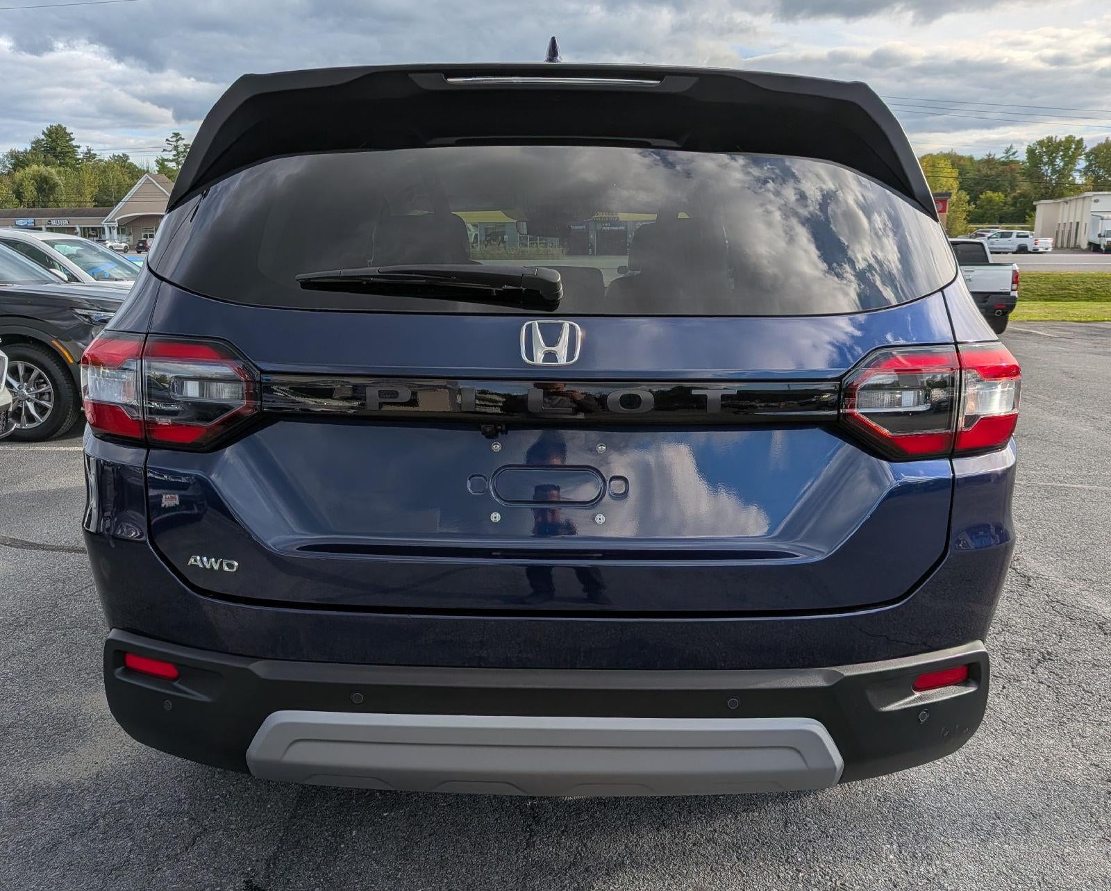 2024 Honda Pilot EX-L - Photo 9