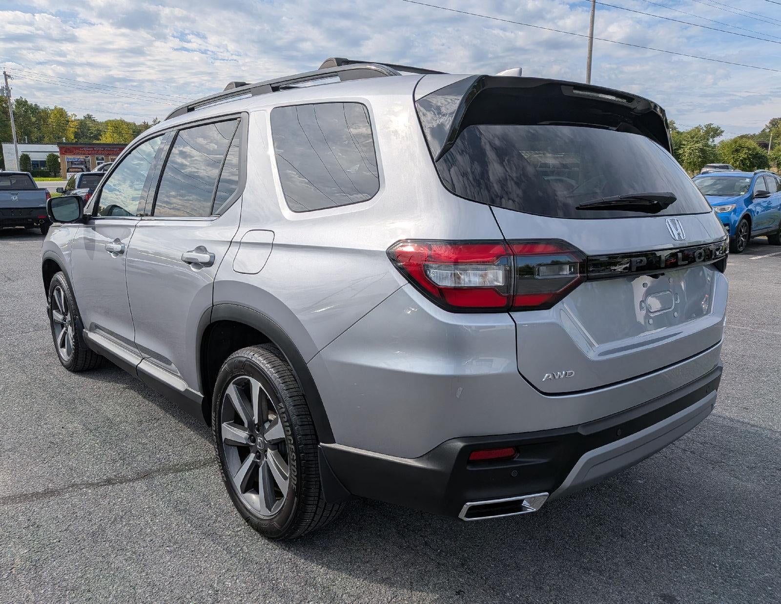 2025 Honda Pilot Elite