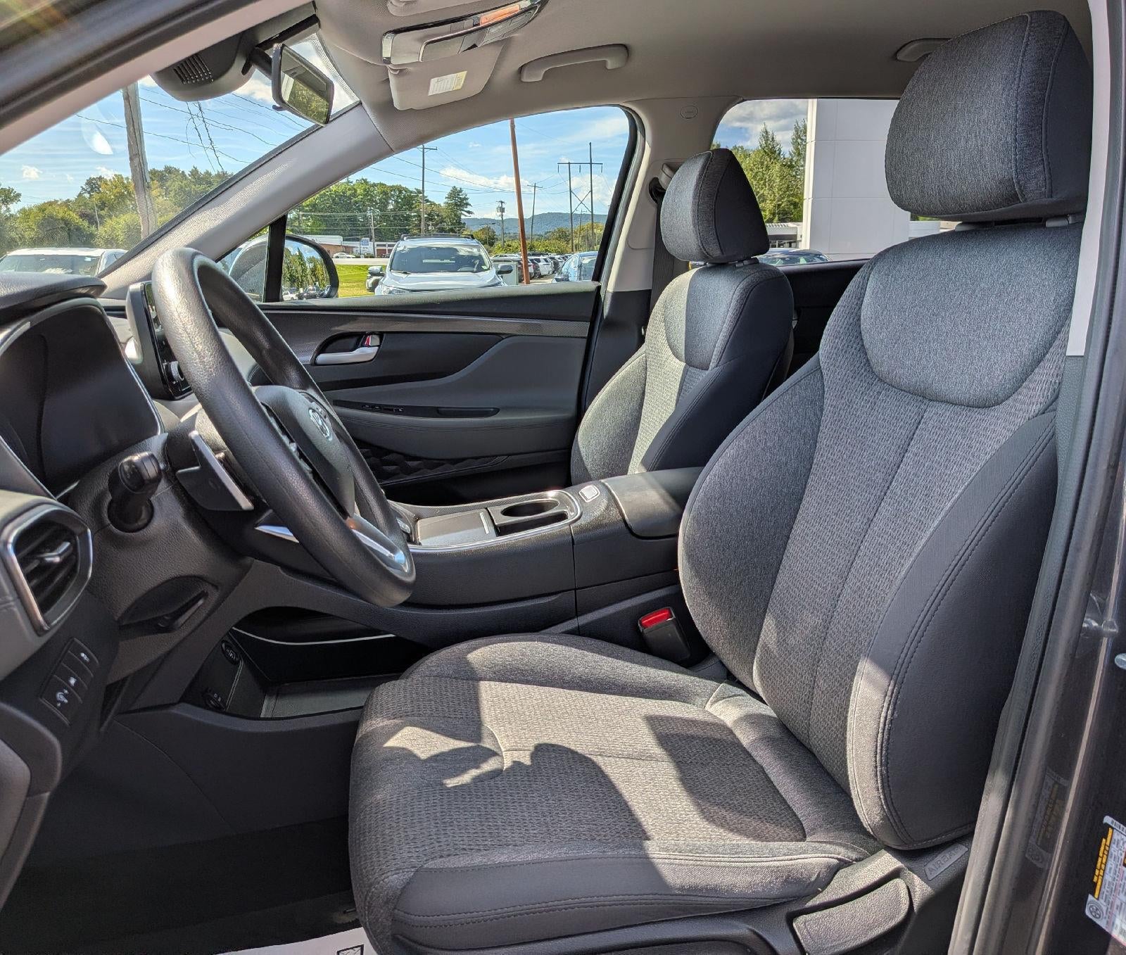 2023 Hyundai Santa Fe SE