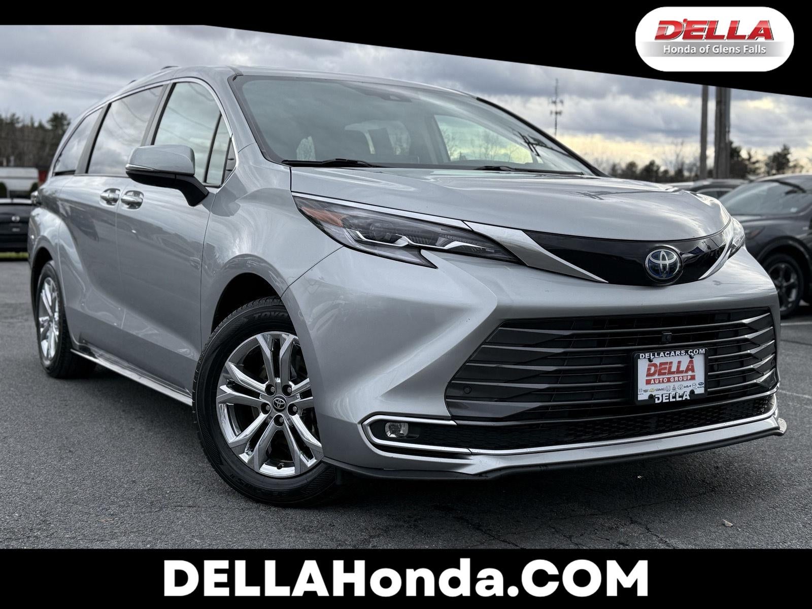 2022 Toyota Sienna Platinum