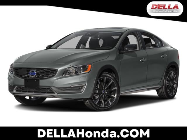 2016 Volvo S60 T5 AWD Cross Country Platinum's photo