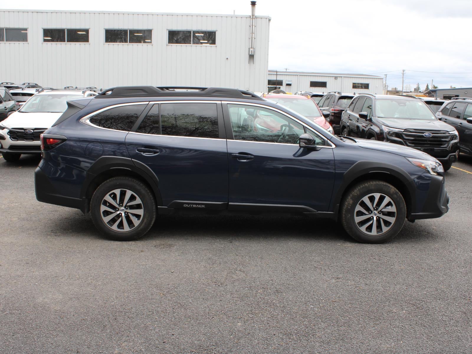 2023 Subaru Outback Premium