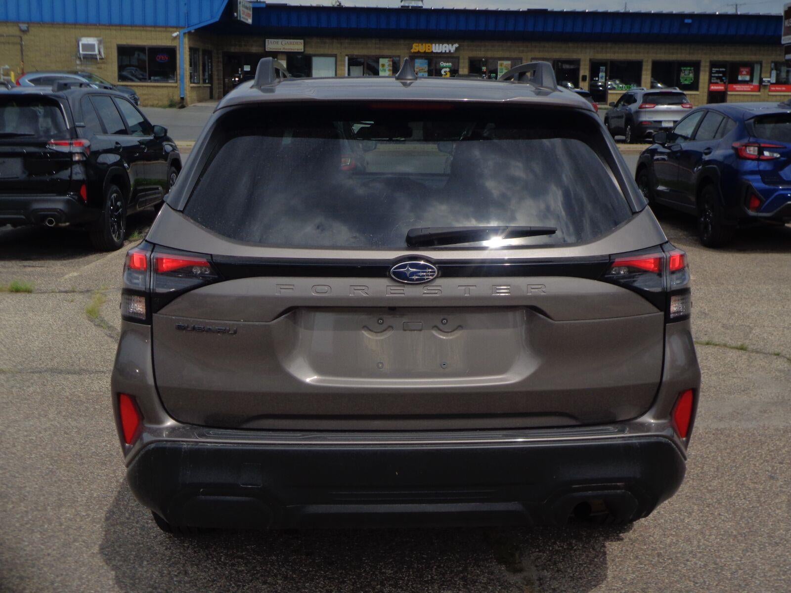 2025 Subaru Forester Premium