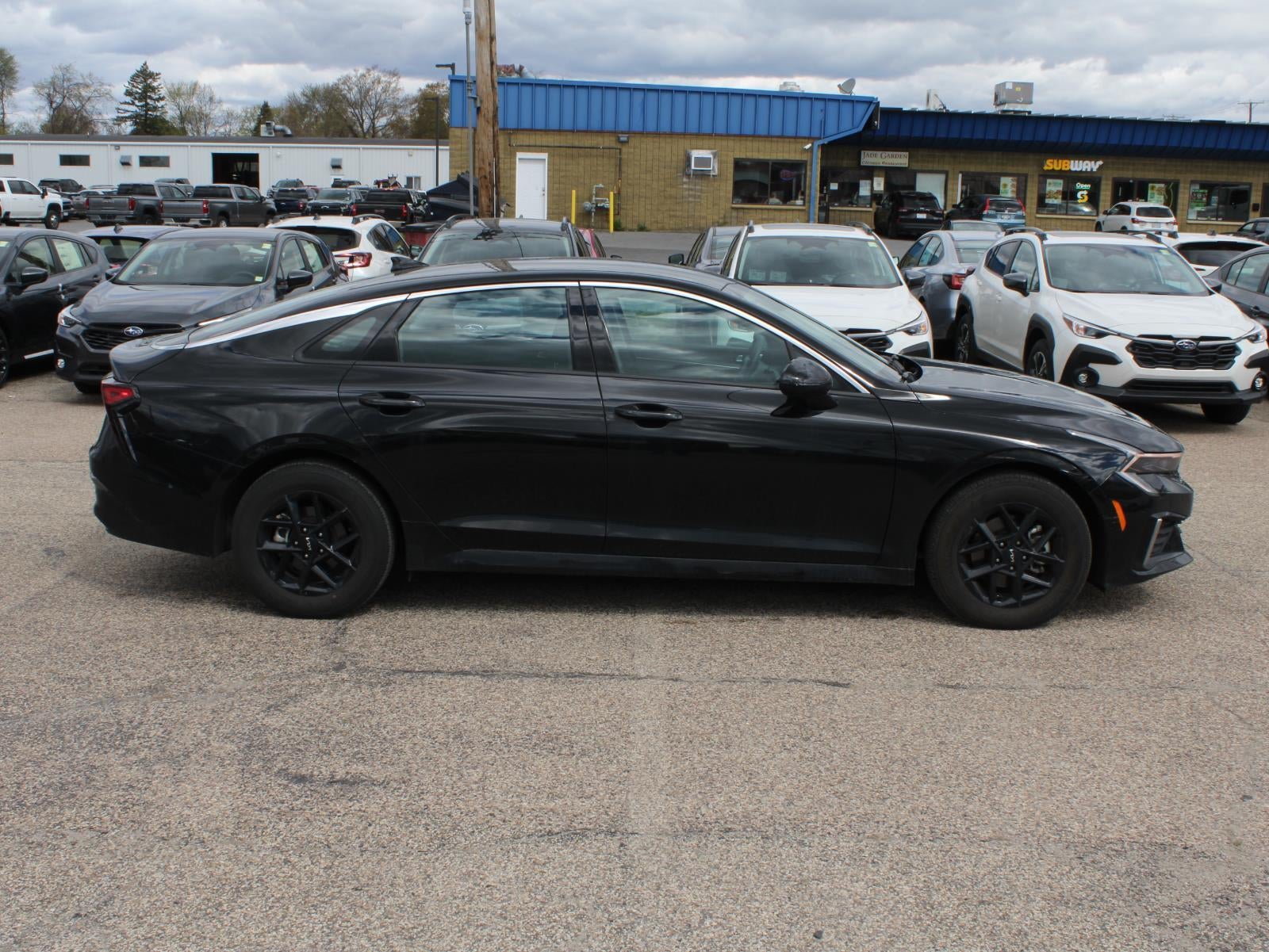2025 Kia K5 LXS