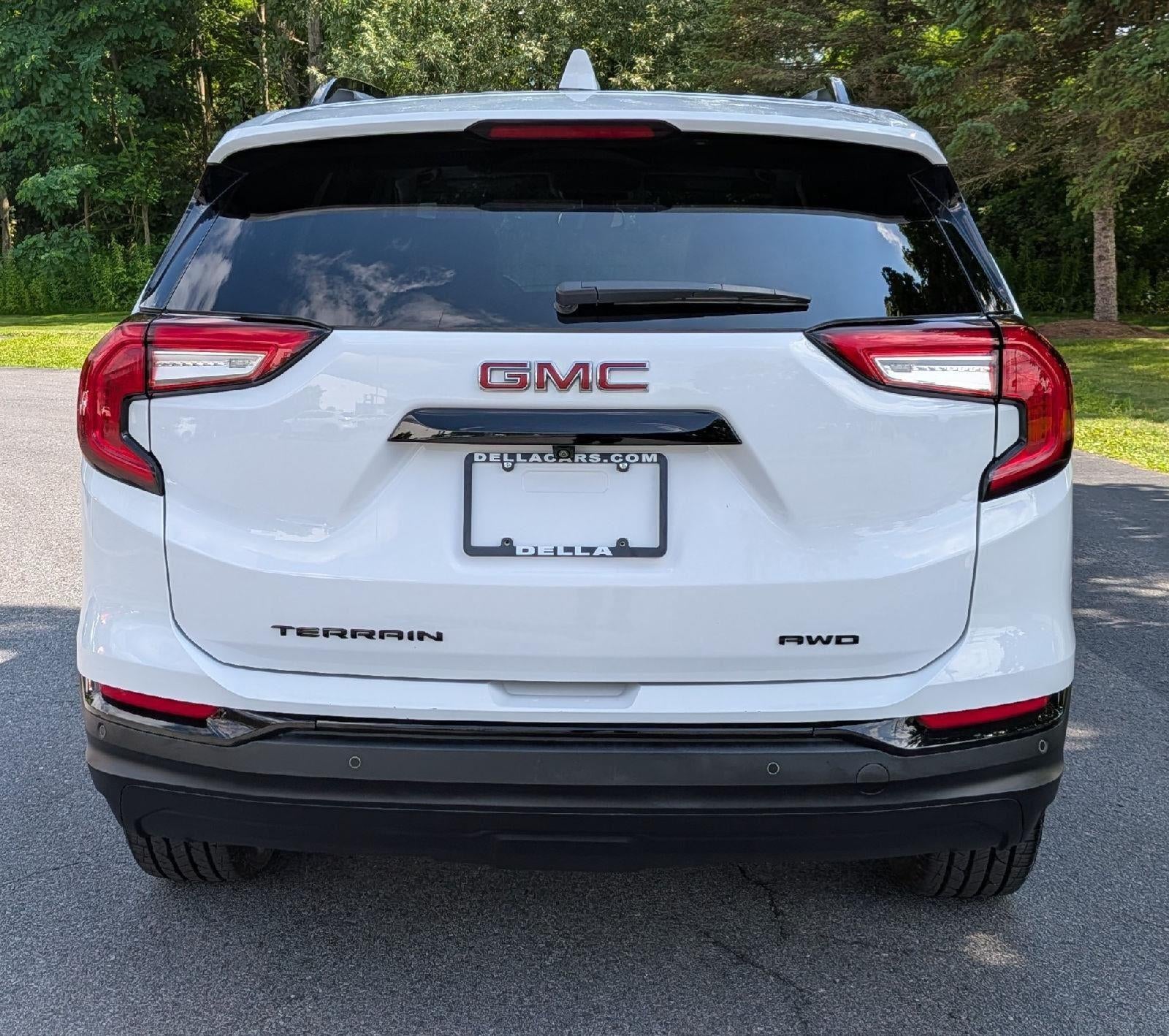 2023 GMC Terrain SLT