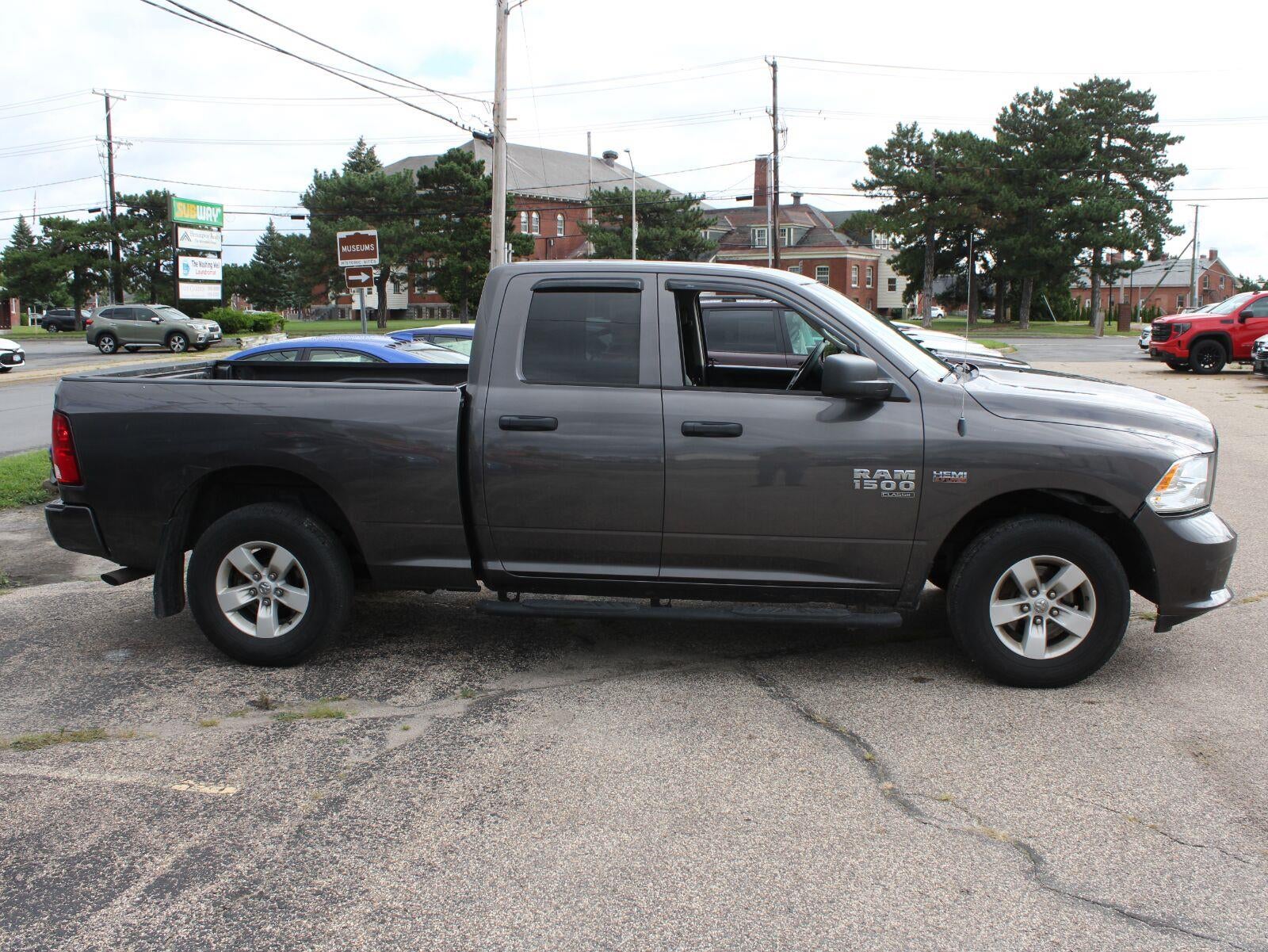 2019 RAM 1500 Classic Express Quad Cab 4x4 6'4" Box