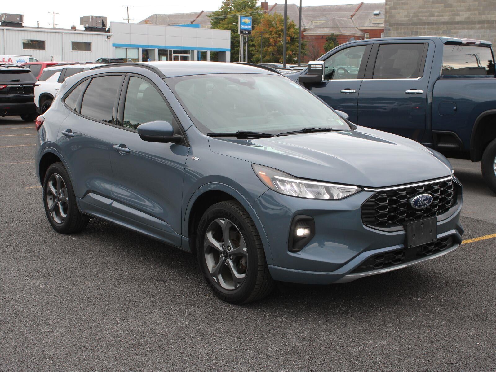 2023 Ford Escape ST-Line Select