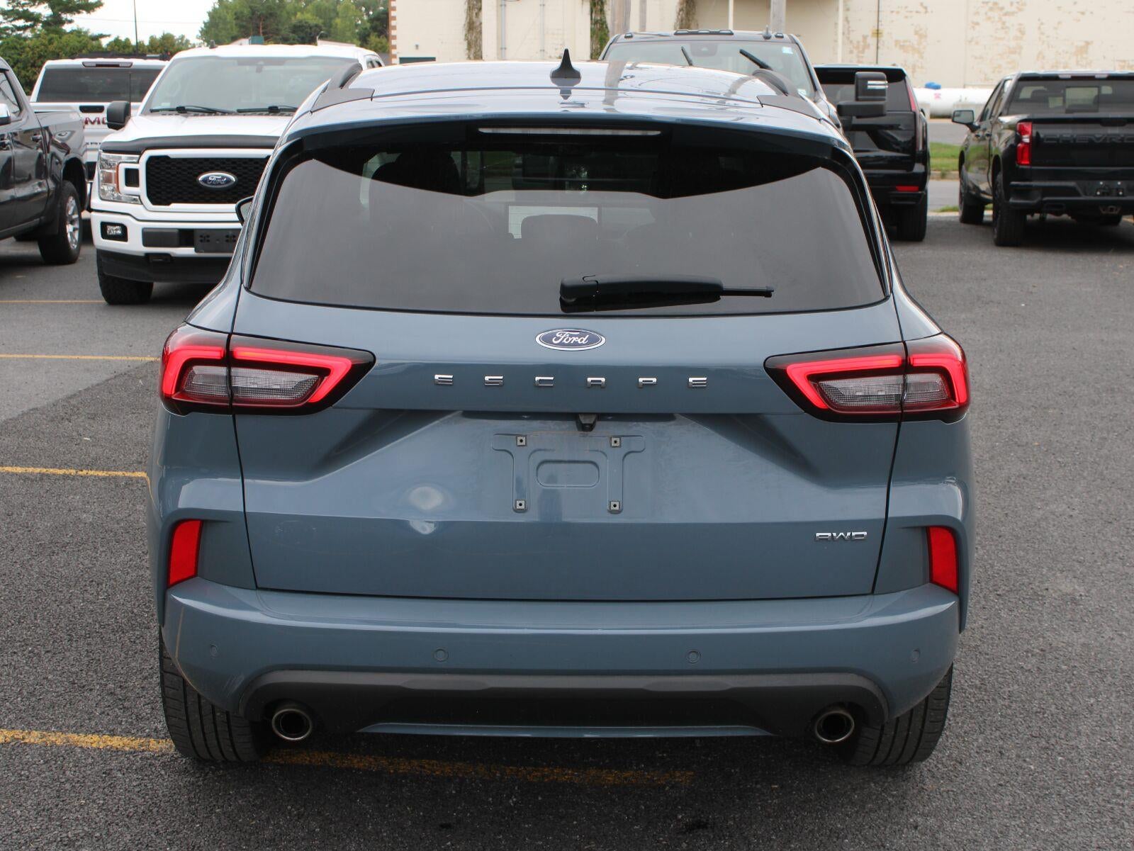 2023 Ford Escape ST-Line Select