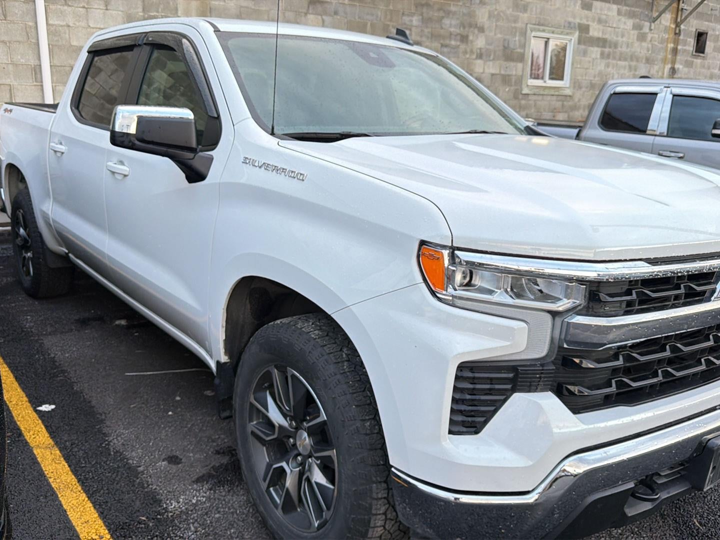 2024 Chevrolet Silverado 1500 LT (2FL)