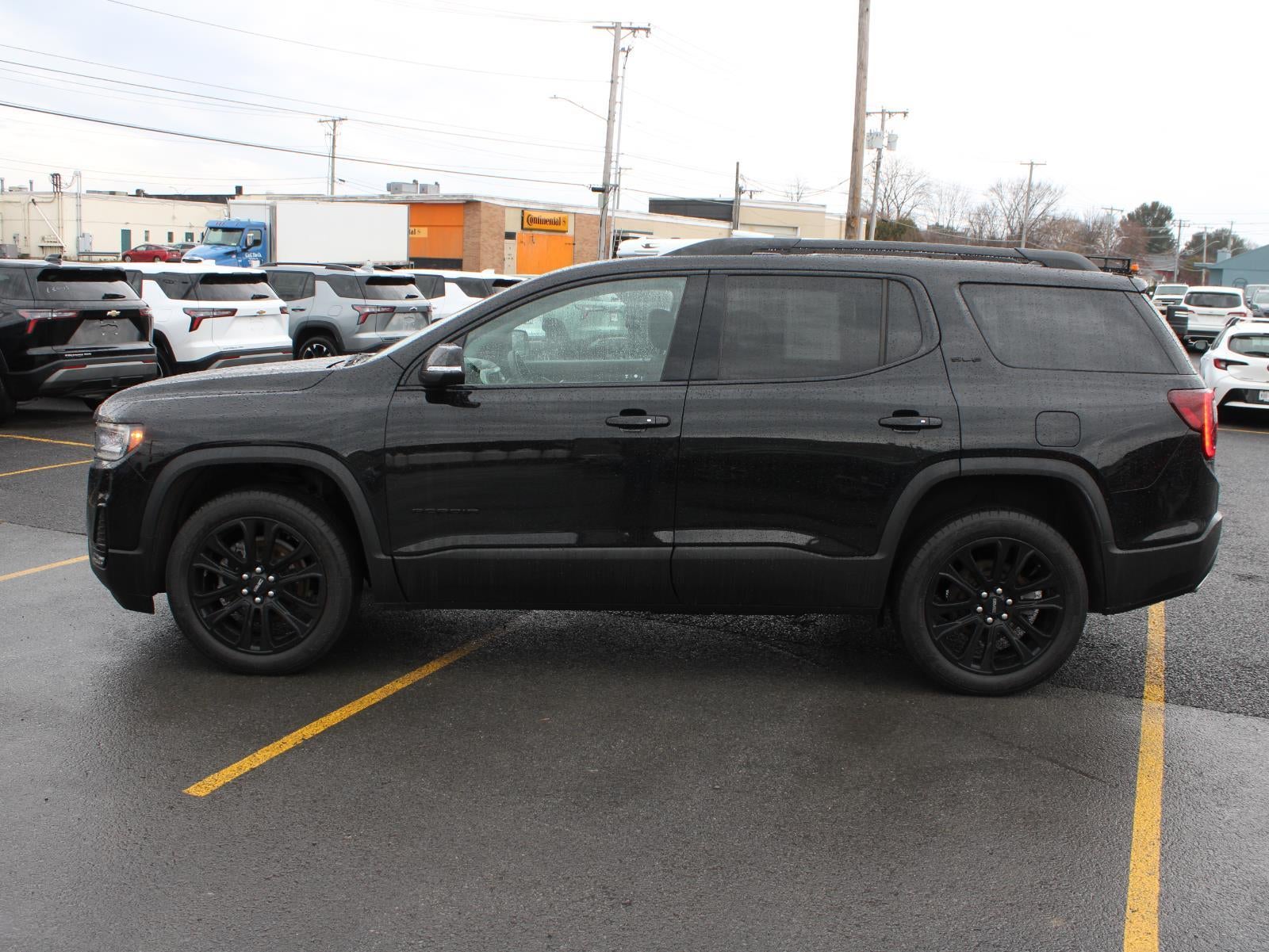 2023 GMC Acadia SLE