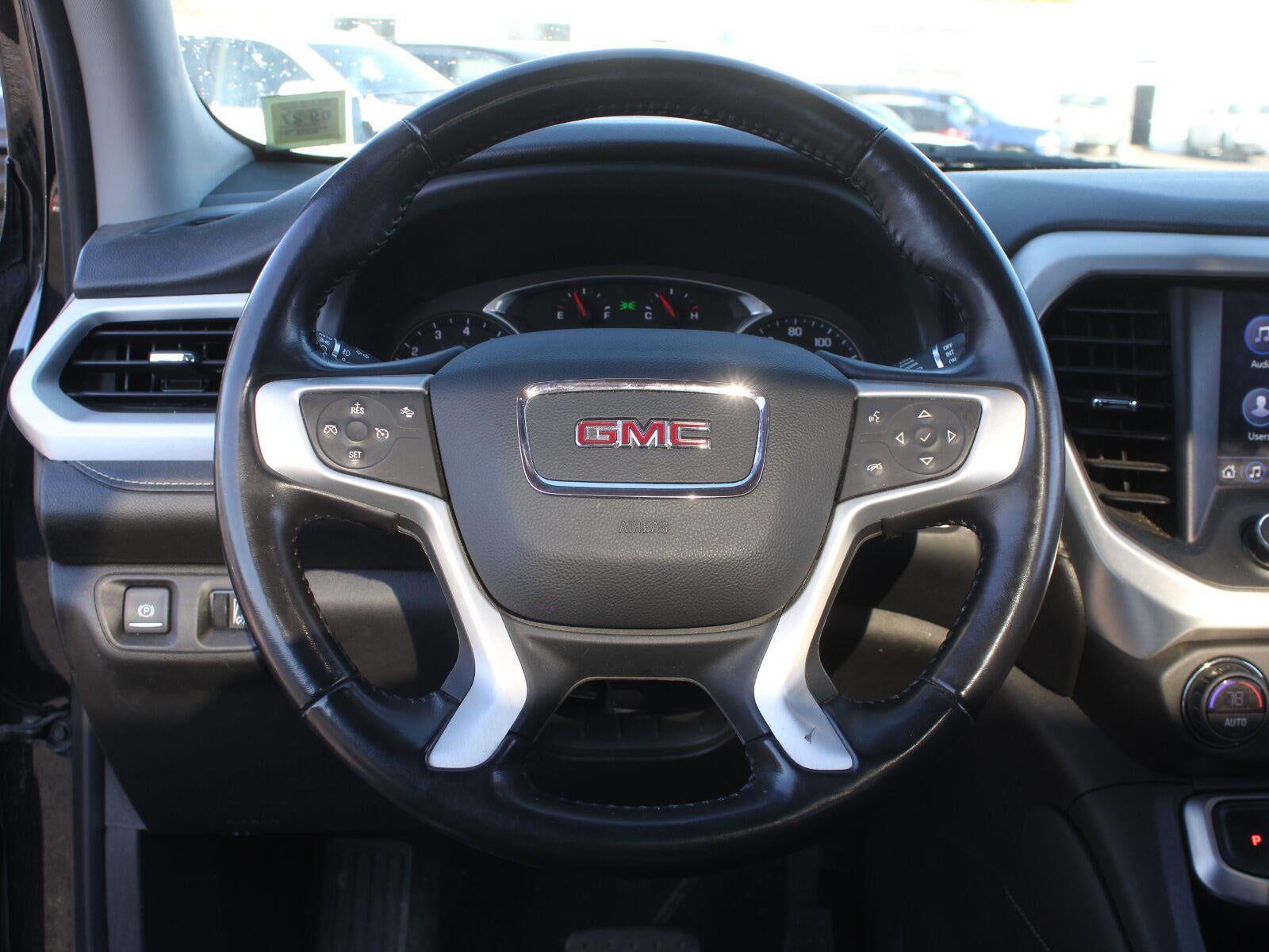 2021 GMC Acadia SLT