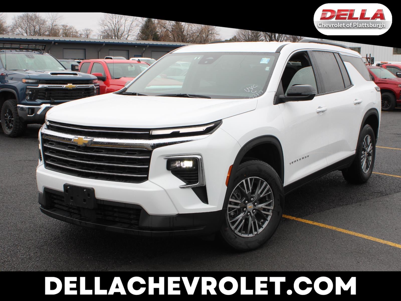 2025 Chevrolet Traverse LT