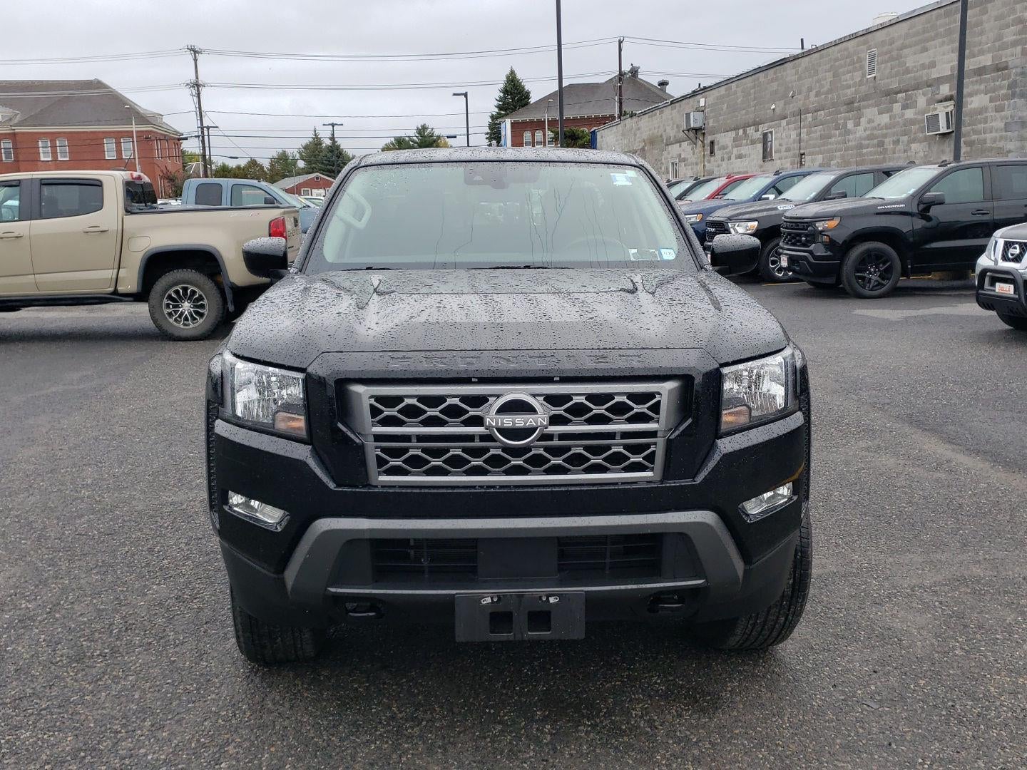 2024 Nissan Frontier SV