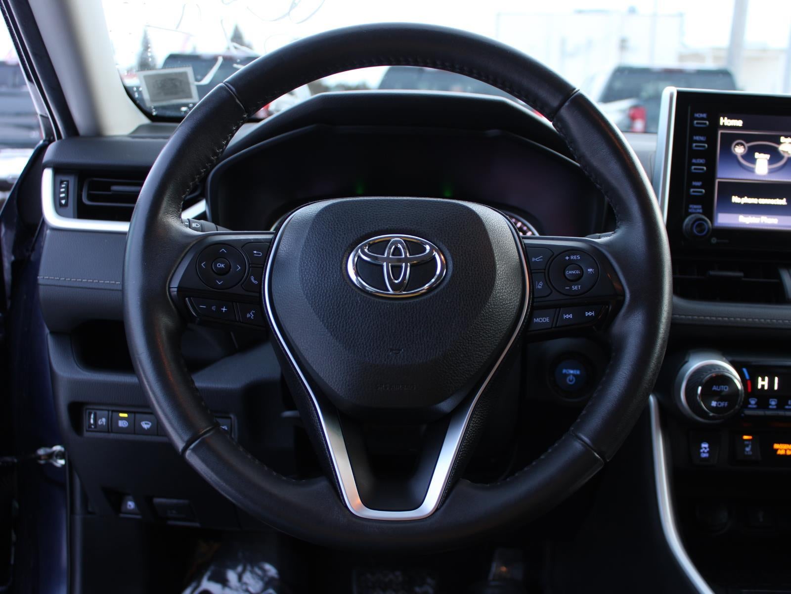 2020 Toyota RAV4 Hybrid XLE