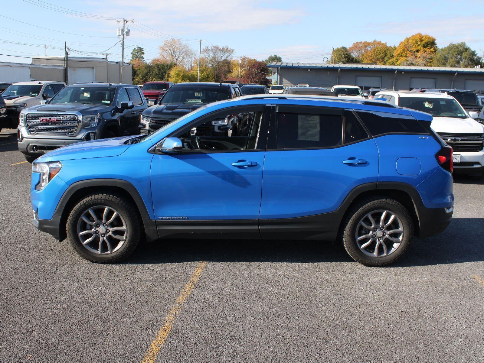 2024 GMC Terrain SLT