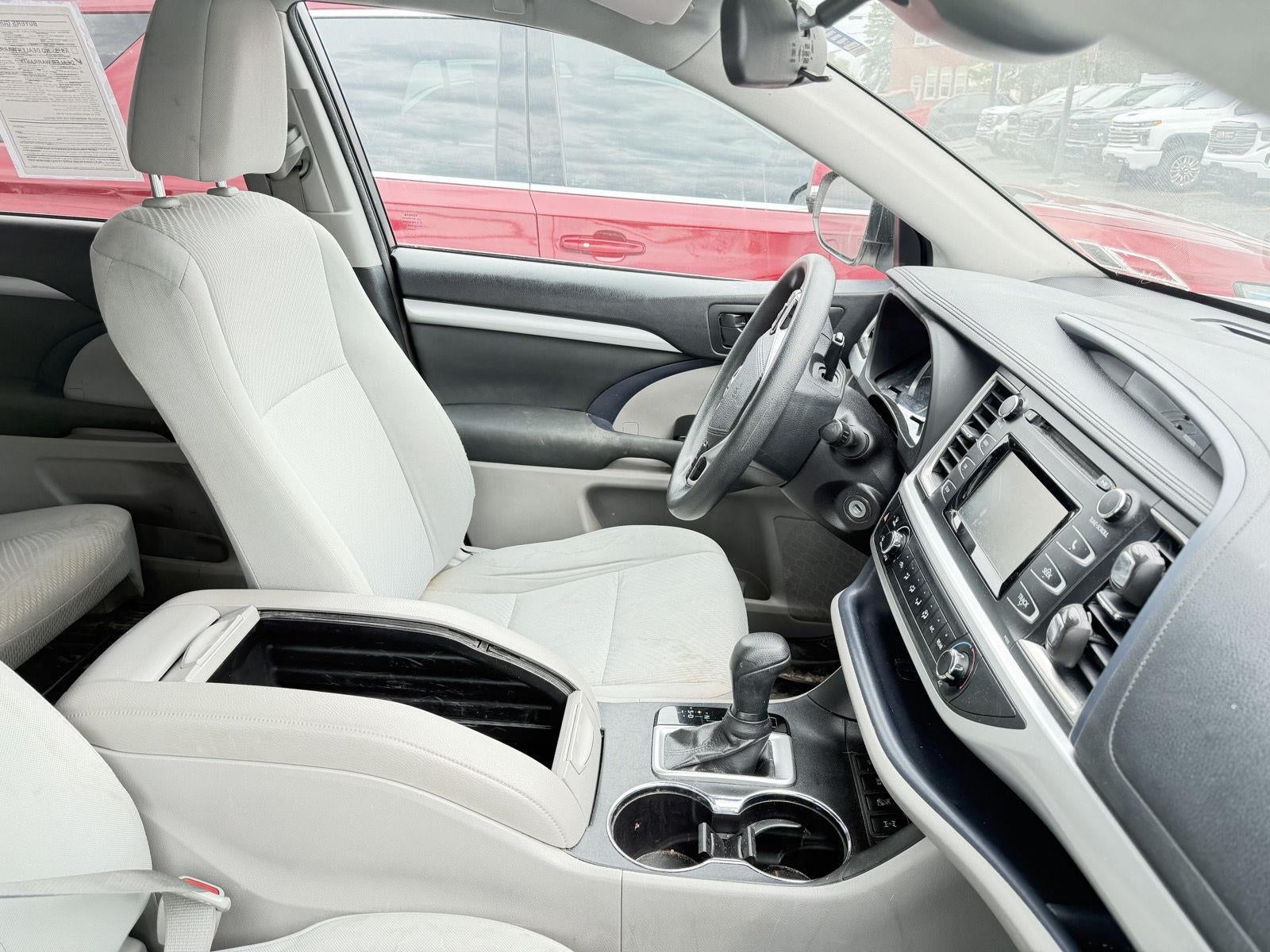 2018 Toyota Highlander LE