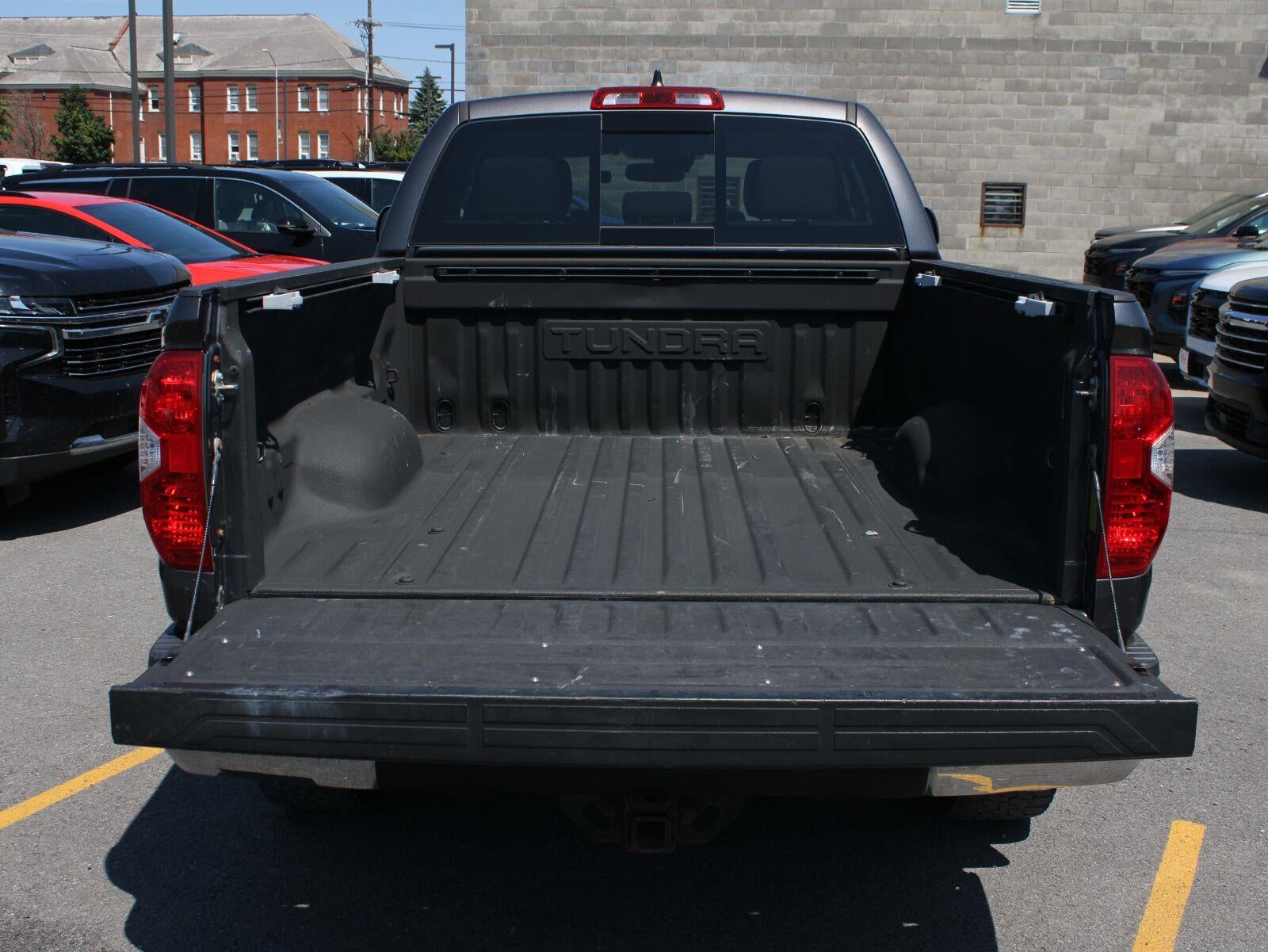 2020 Toyota Tundra SR5